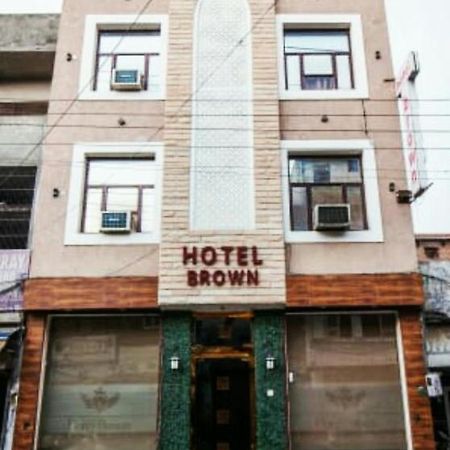 Hotel Brown Ludhiana Zewnętrze zdjęcie