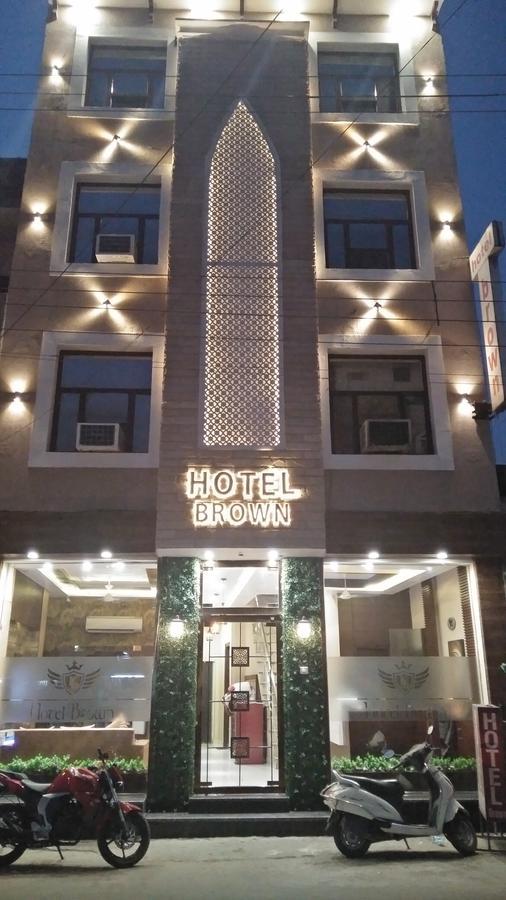Hotel Brown Ludhiana Zewnętrze zdjęcie
